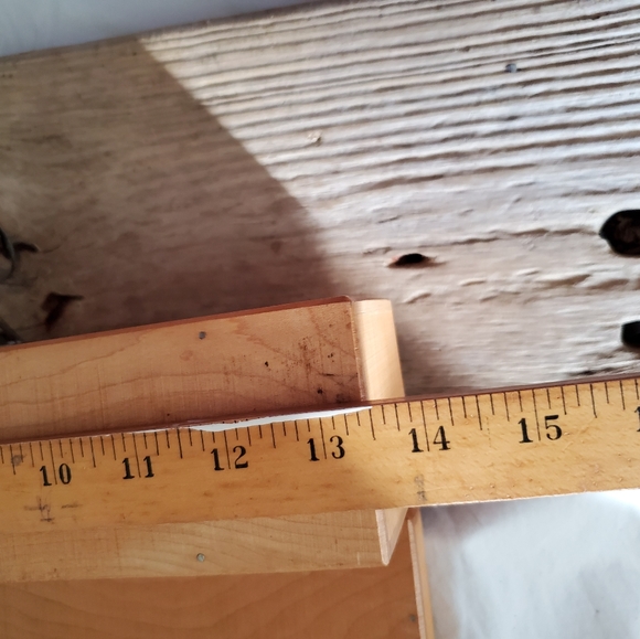 WOOD BOX WITH CUSHION INTERIOR - Picture 2 of 9